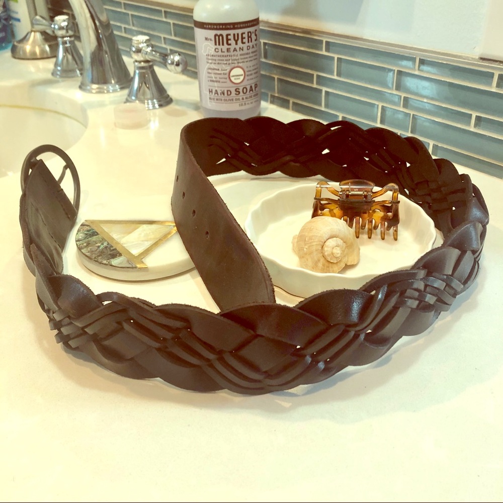 NWOT✨ BR Triple Braid Belt 💯